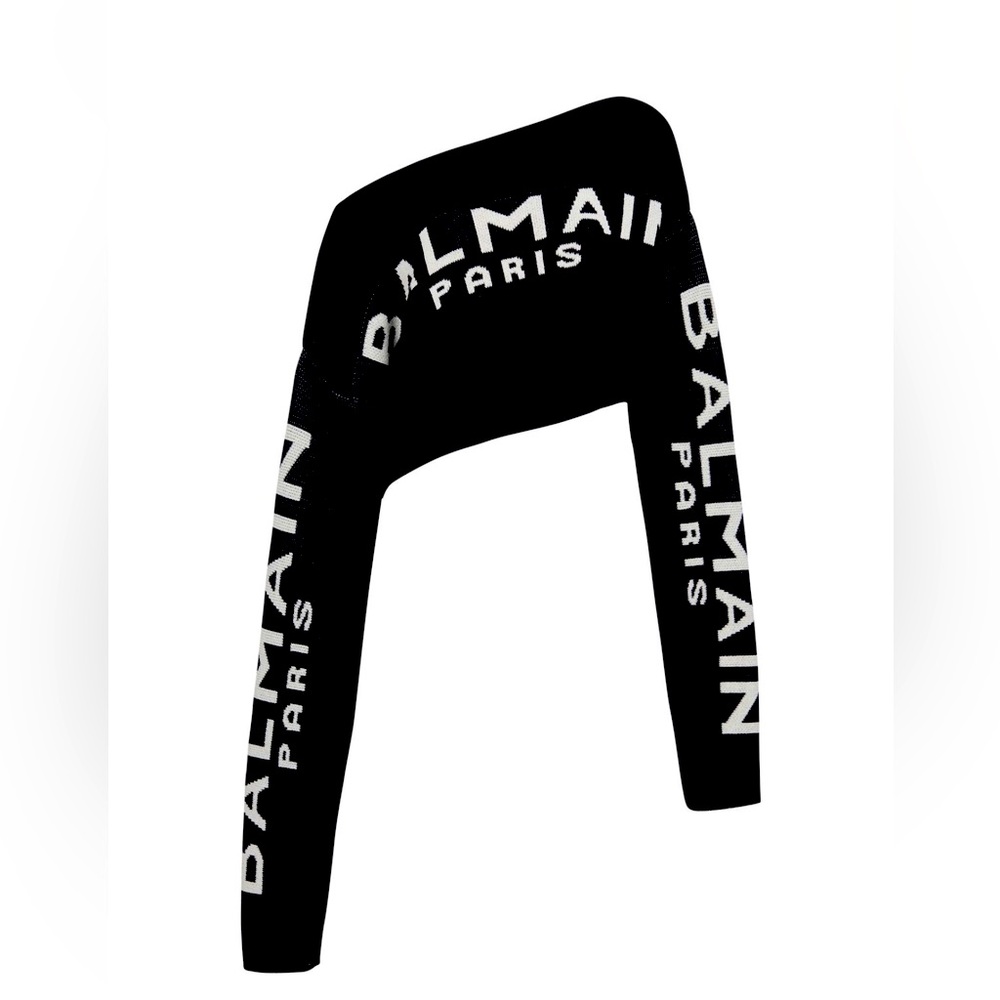 Balmain This 2022 fall season off shoulder crop sweater